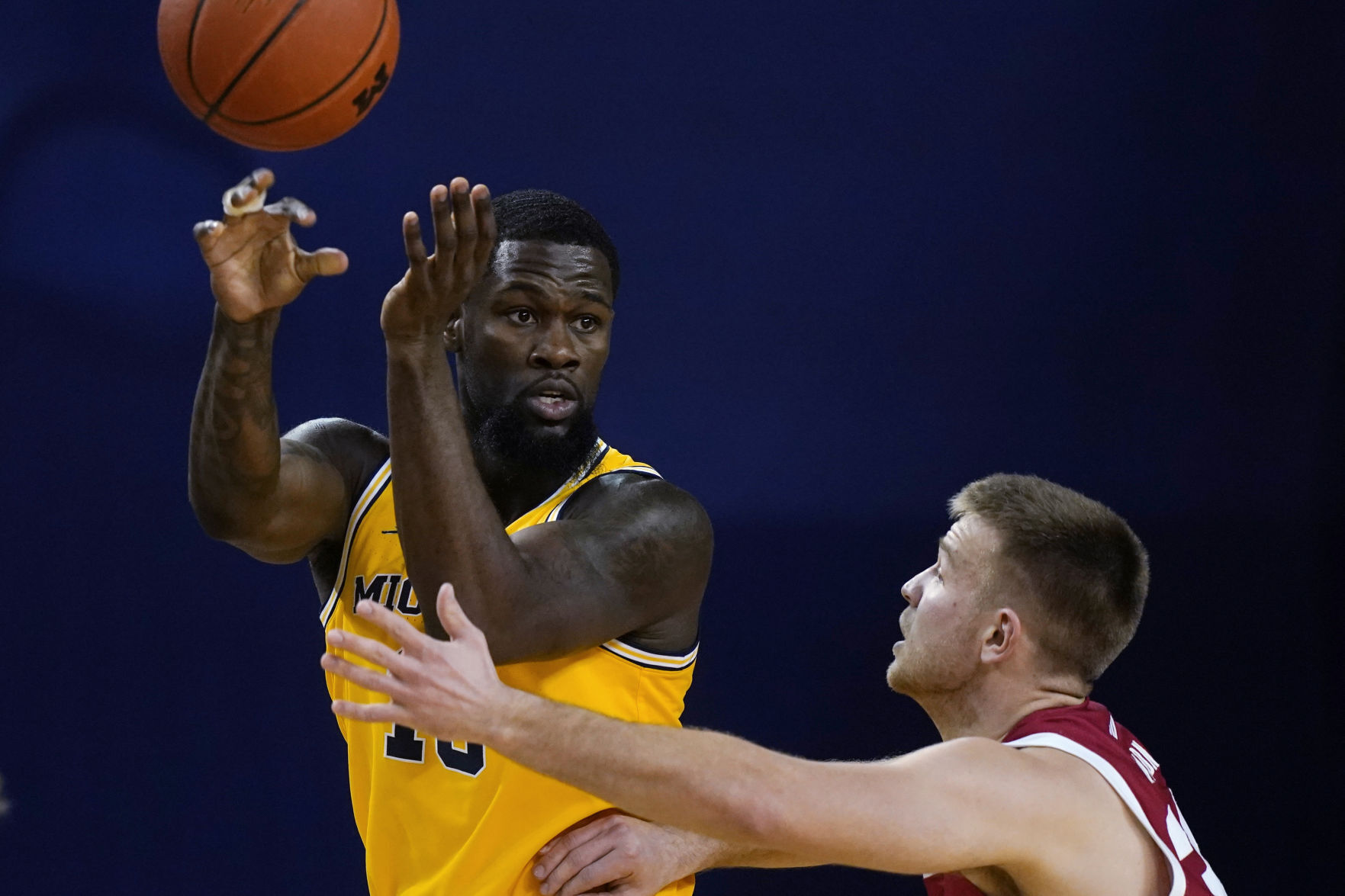 Michigan 77, UW 54